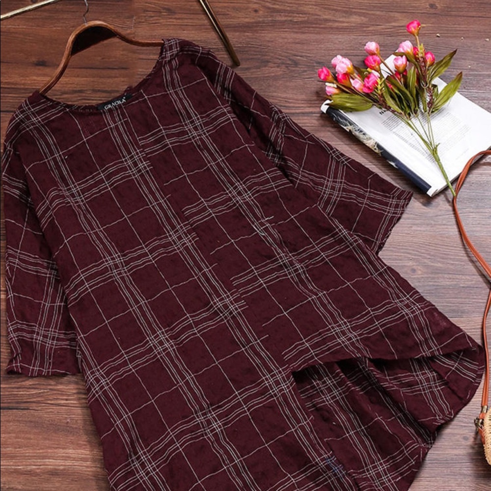 NWOT Asymmetrical vintage style top